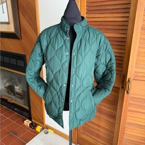 Summersalt reversible dark Green and light green Quilted  Jacket small